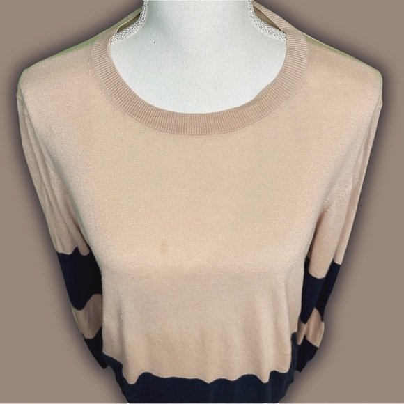 Theory ‘Abino Jam’ Crewneck Sweater in “Nude / Navy” Size Large - Picture 8 of 15